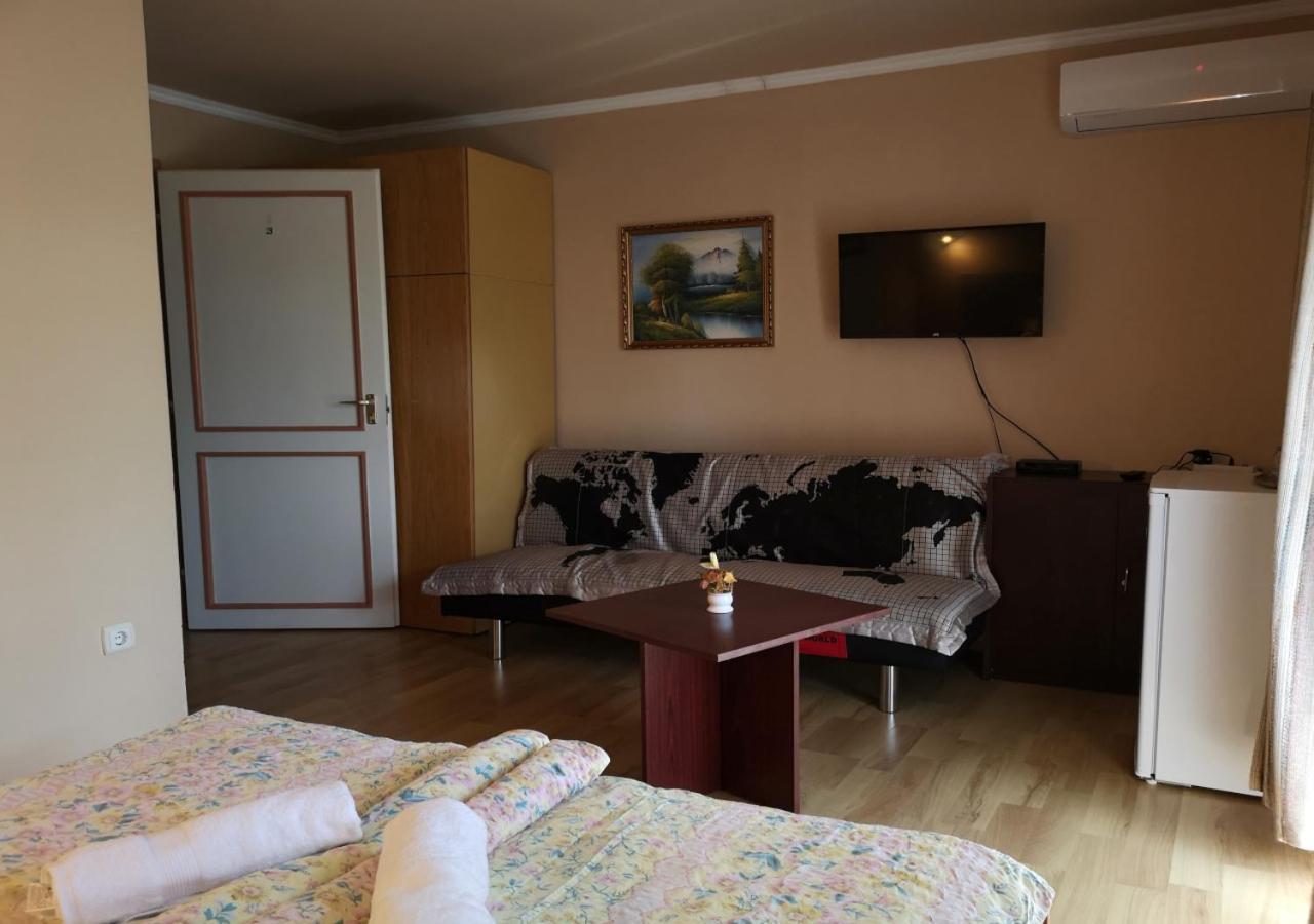 Vitorlas Apartmanhaz Σίοφοκ Εξωτερικό φωτογραφία